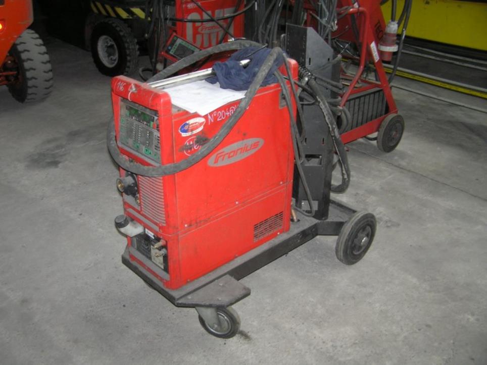 Used Fronius TPS 2700 Comfort 1 welding device for Sale (Auction Premium) | NetBid Industrial Auctions